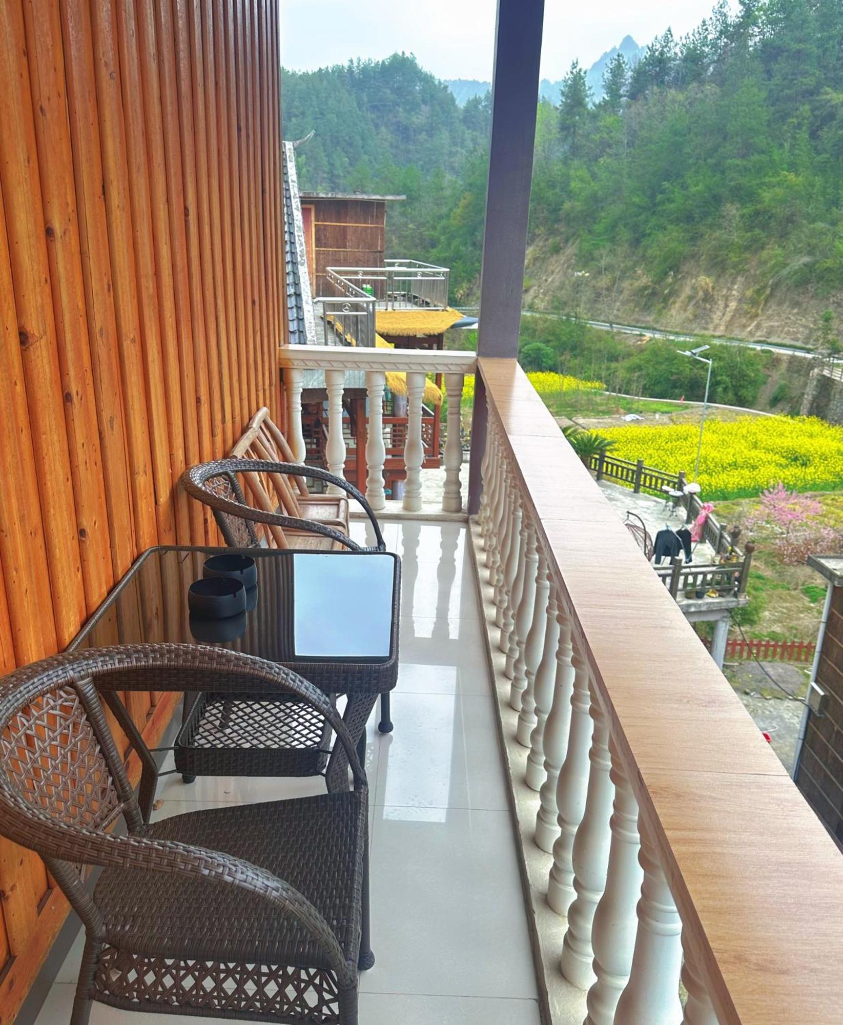 Tongfu Inn Zhangjiajie Exterior foto